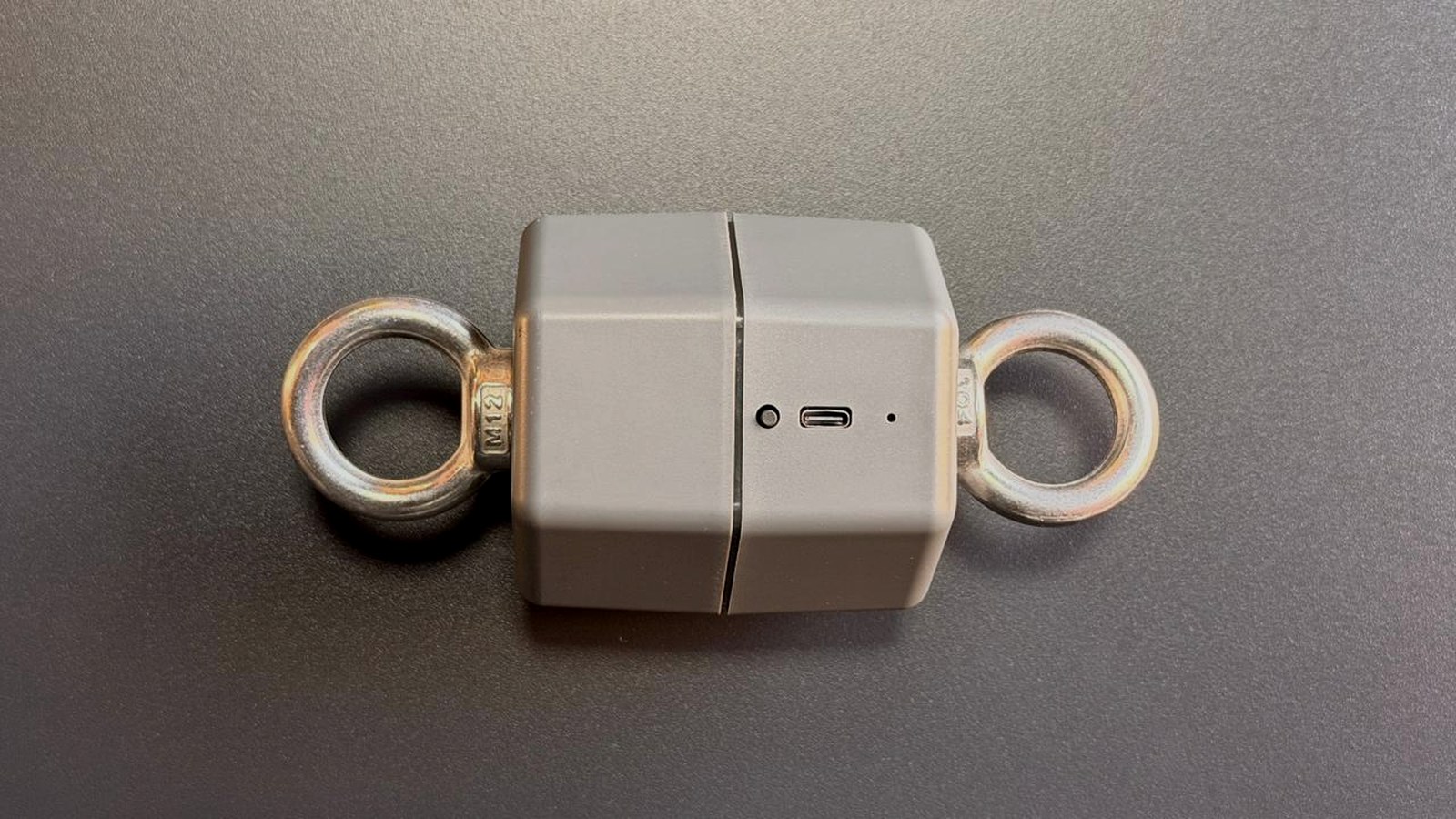 SlimTech Force Block sensor, top view, with USB-C port, status LED and M12 eye bolts